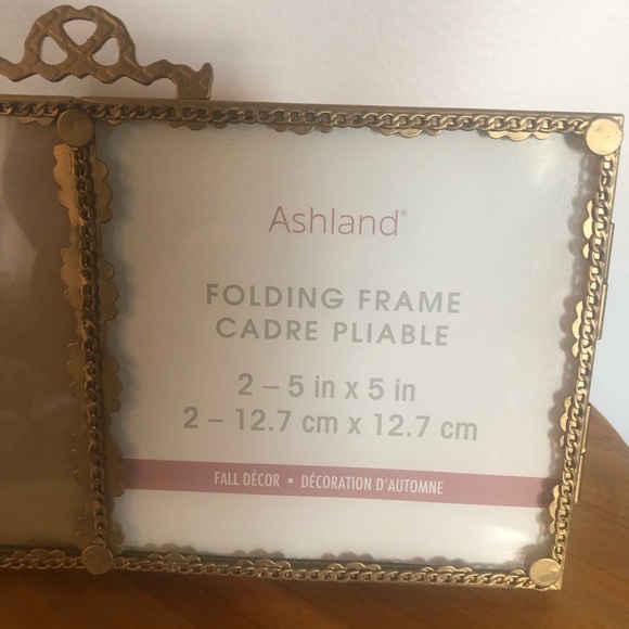 Ashland Gold Folding Frame - Picture 7 of 10